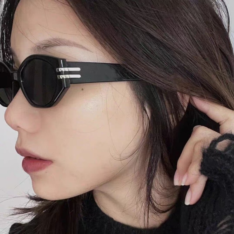Nuevas Gafas de Sol Cat Eye Y2 - Street Fashion News reseña y precio