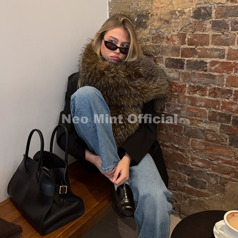 Bufanda larga y ancha de piel  - Street Fashion Girl reseña y precio